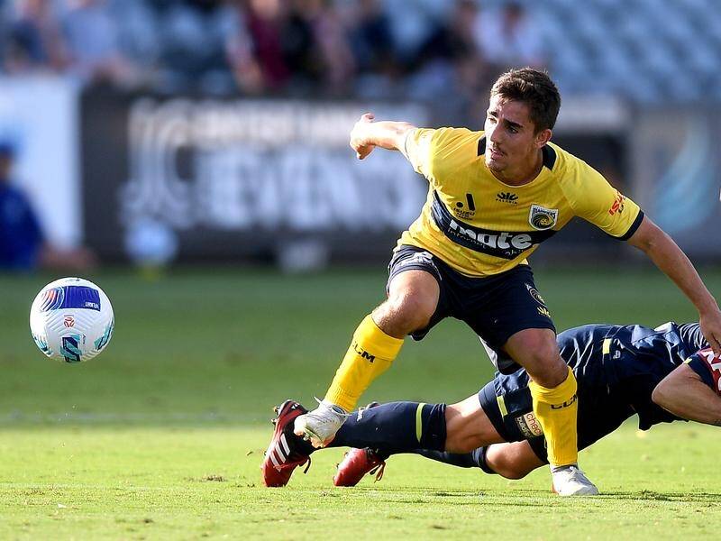 Josh Nisbet provided the winner for Central Coast in their 1-0 A-League Men win over Newcastle. (Dan Himbrechts/AAP PHOTOS)