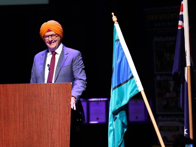 PM gets into the swing of Sikh spring Hunter Valley News Upper