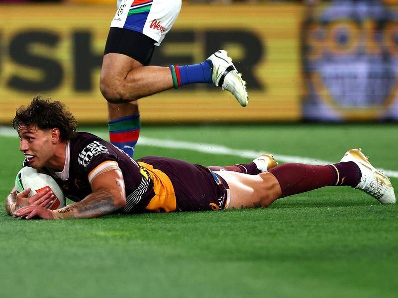 Brisbane's Jordan Riki scored a try in a pivotal moment during the Broncos' win over the Warriors. (Pat Hoelscher/AAP PHOTOS)